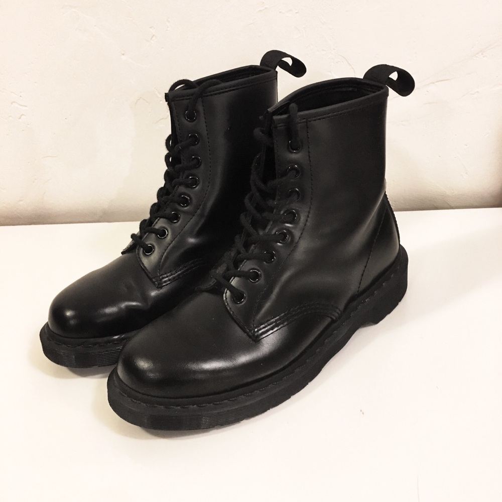 Dr. Martens 1460 Mono Boot